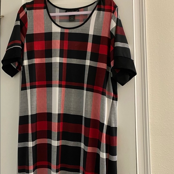 Ashley Stewart Red Houndstooth Dress - Picture 2 of 4